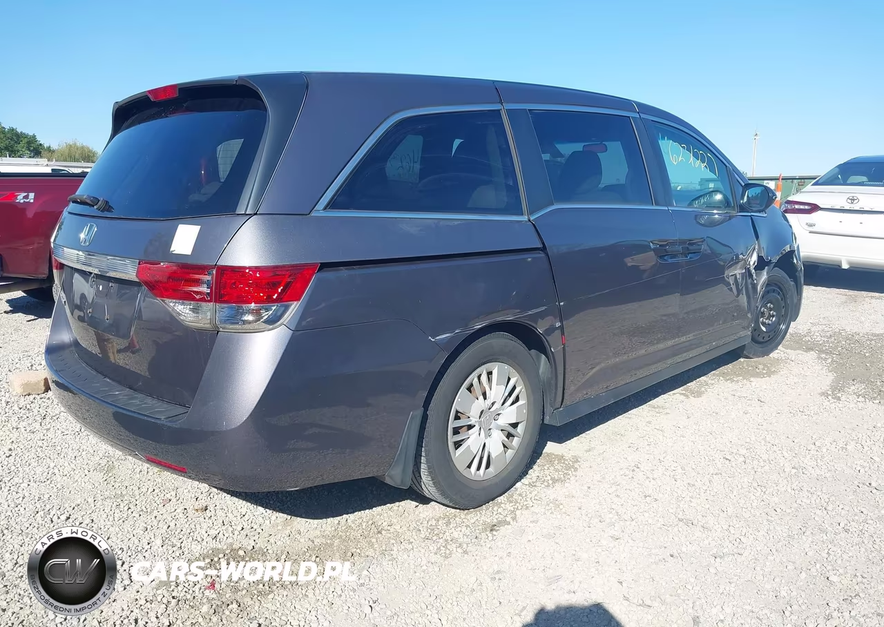 2015 Honda Odyssey Lx VIN:5FNRL5H25FB117553 - 4