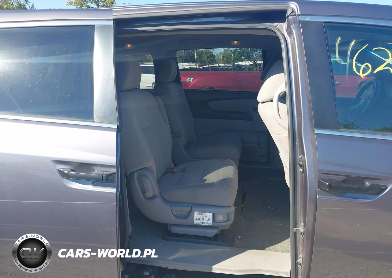 2015 Honda Odyssey Lx VIN:5FNRL5H25FB117553 - 8