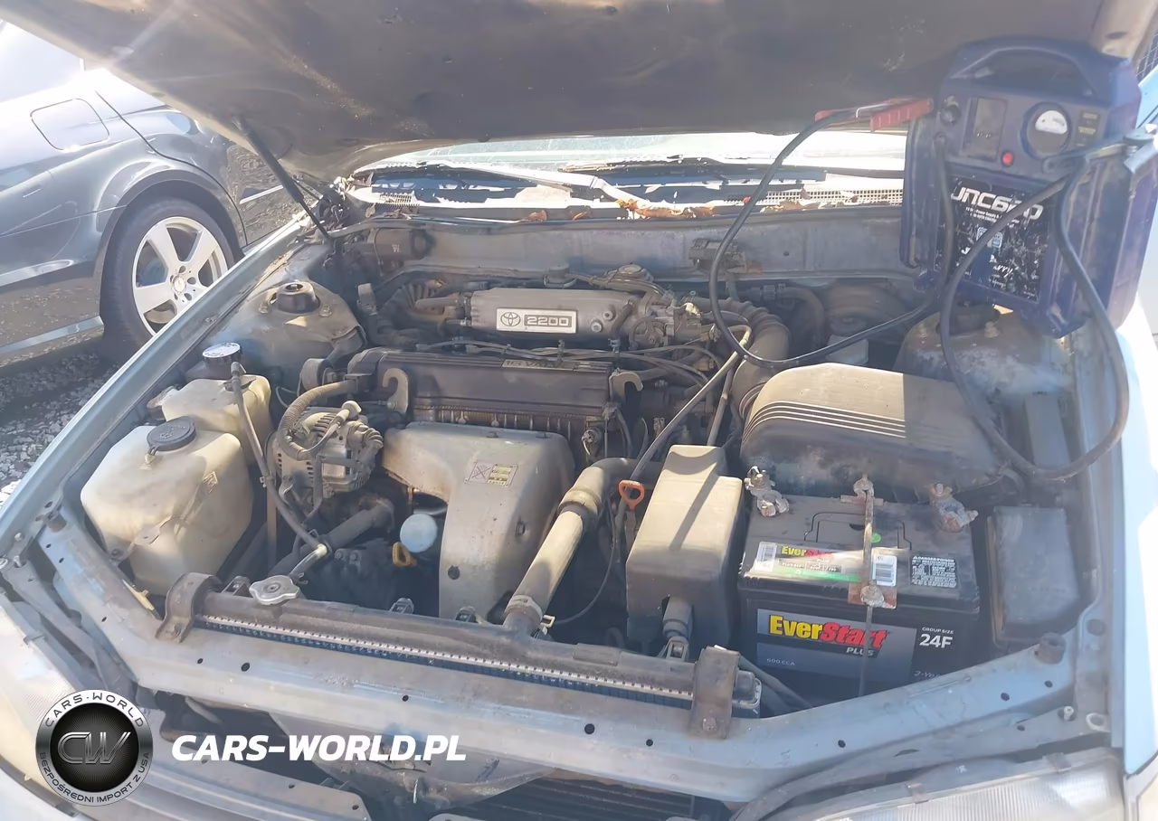 1993 Toyota Camry Le VIN:4T1SK12E9PU216557 - 10