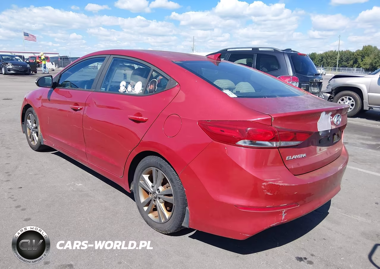 2018 Hyundai Elantra Sel VIN:5NPD84LF9JH257258 - 3