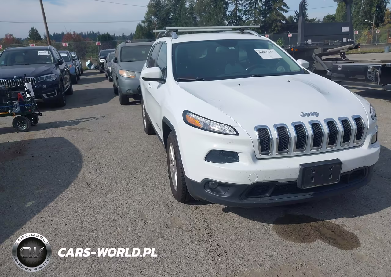 2014 Jeep Cherokee Latitude VIN:1C4PJLCB0EW158532 - 1