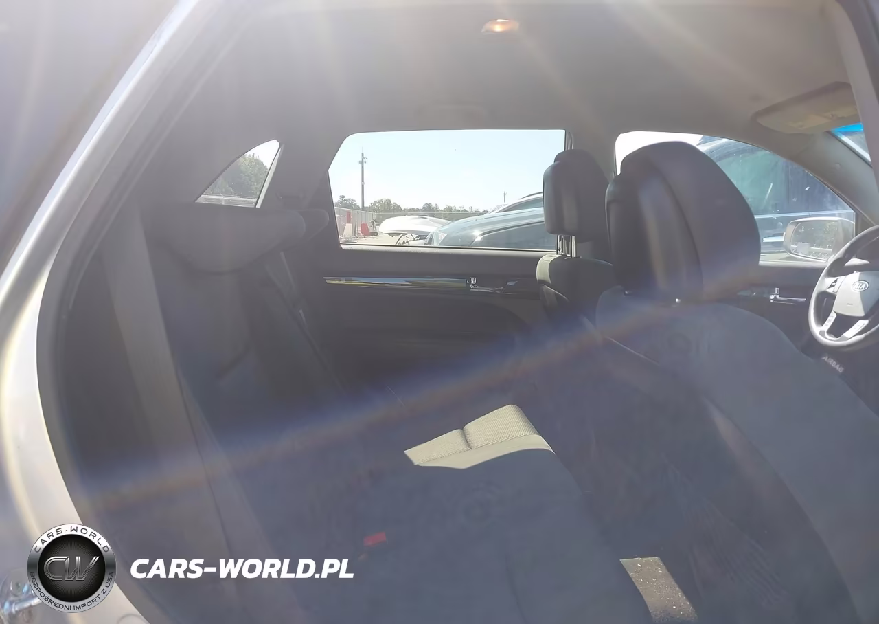 2012 Kia Sorento Lx VIN:5XYKT3A60CG237316 - 8