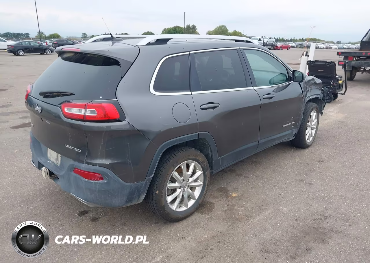 2015 Jeep Cherokee Limited VIN:1C4PJMDSXFW594018 - 4