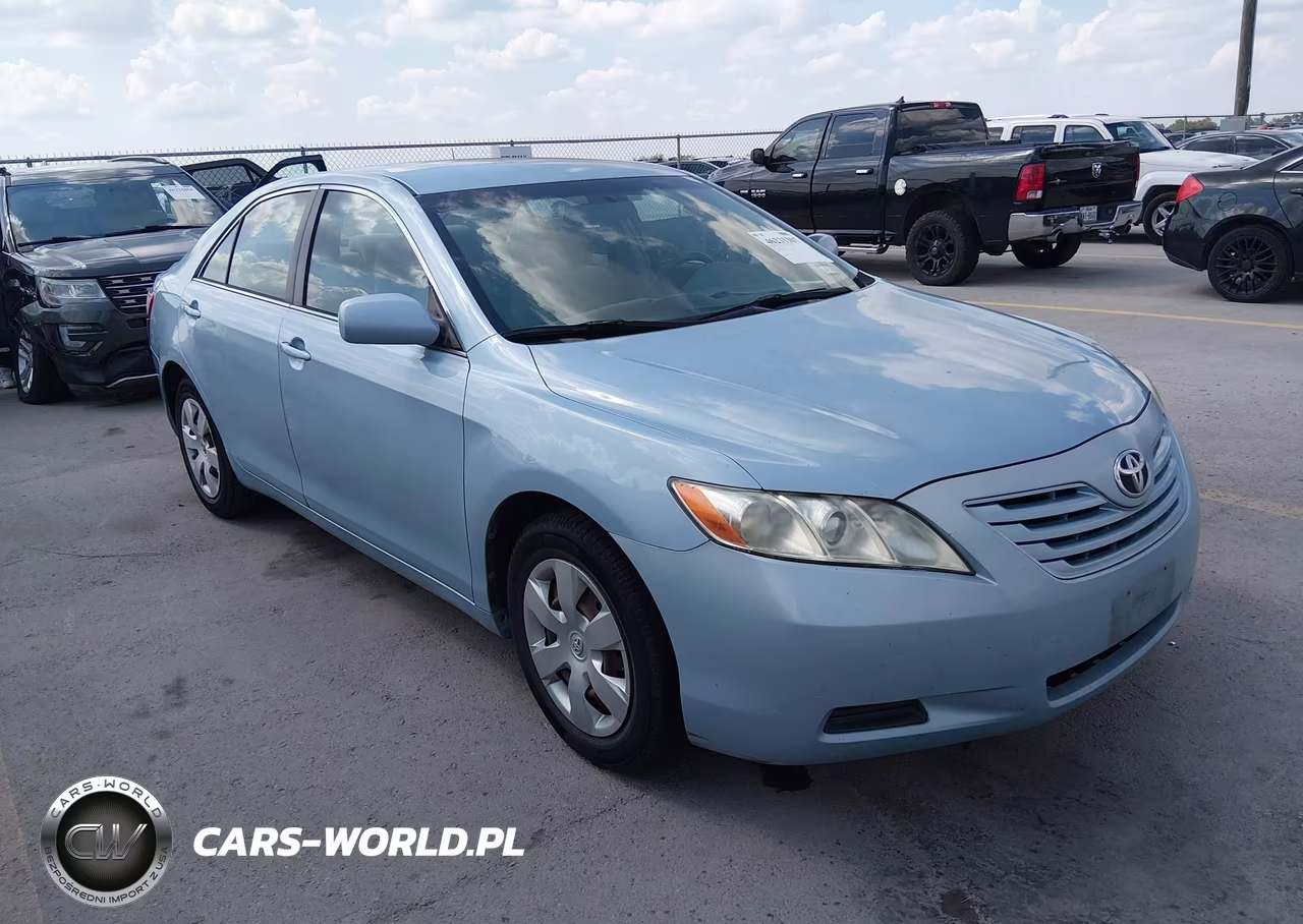 2007 Toyota Camry Le – zdjęcie 1 z 14