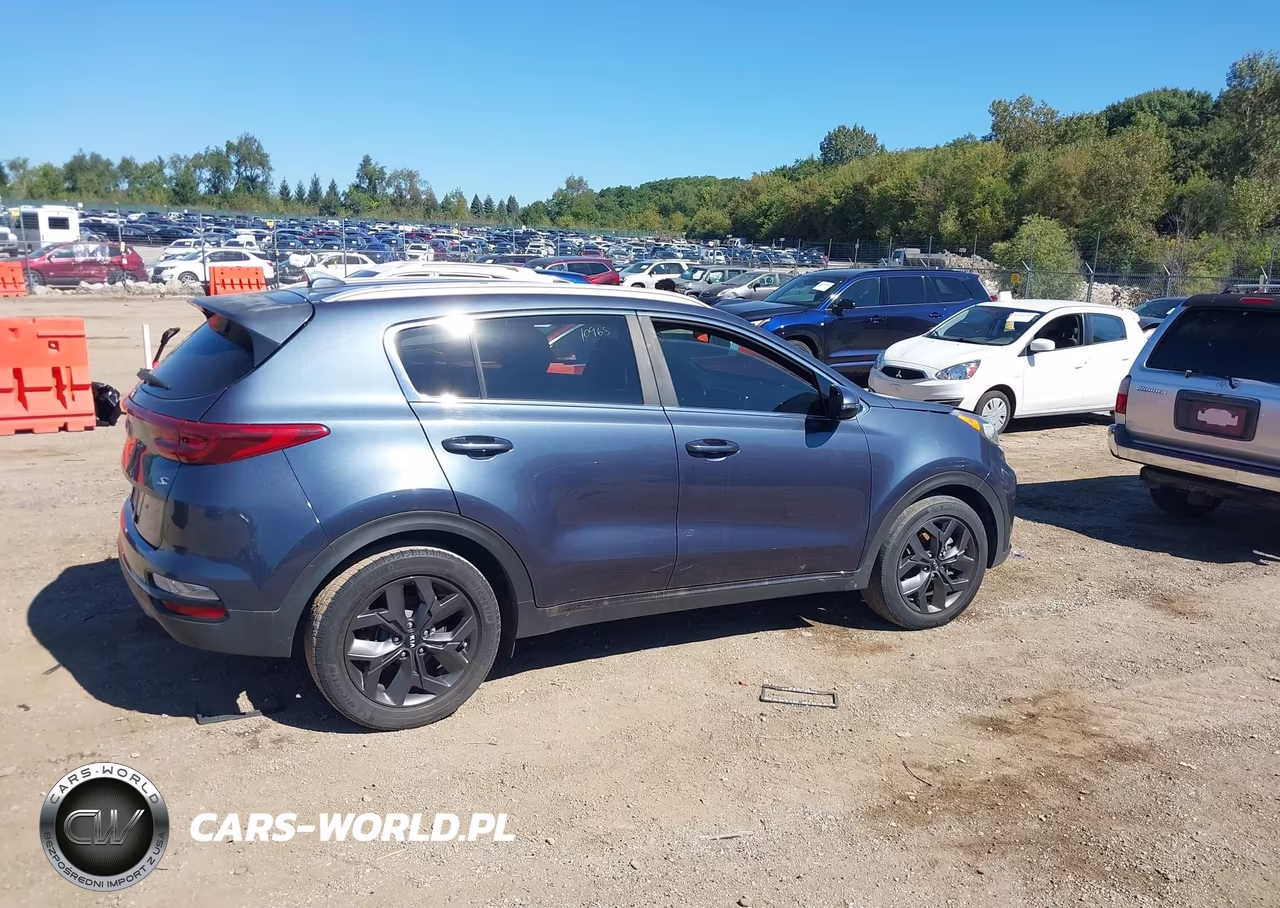 2020 Kia Sportage S VIN:KNDP63AC4L7708867 - 13