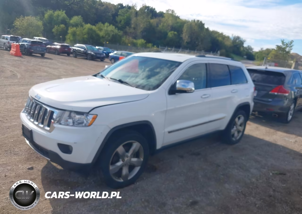 2013 Jeep Grand Cherokee Overland VIN:1C4RJFCG2DC627206 - 13