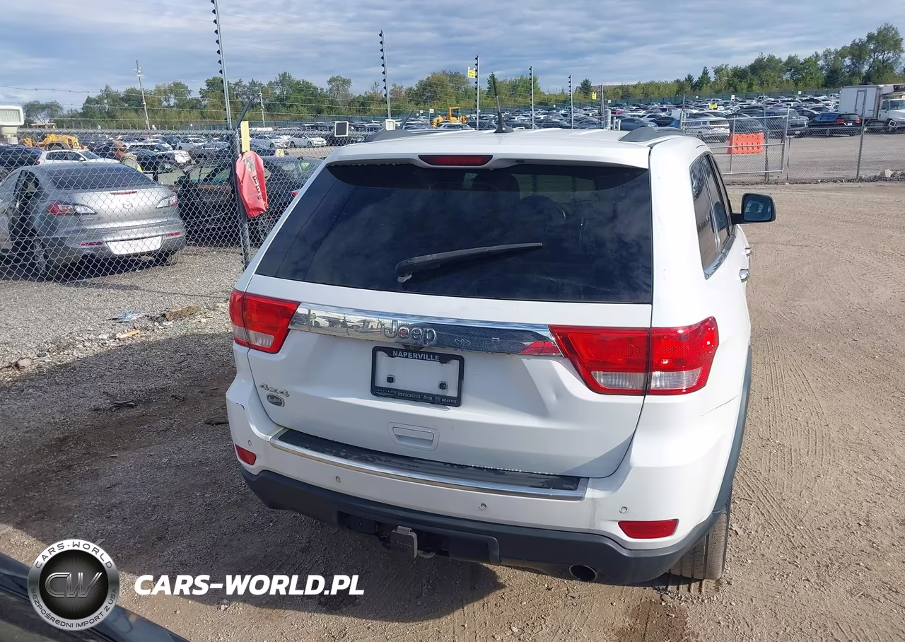 2013 Jeep Grand Cherokee Overland VIN:1C4RJFCG2DC627206 - 15