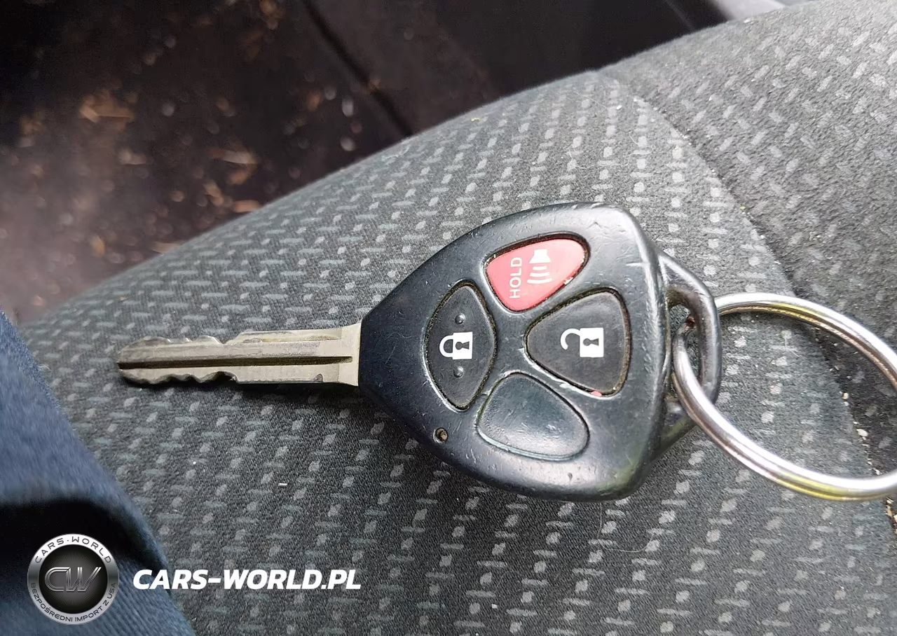 2010 Toyota Yaris VIN:JTDBT4K35A1395741 - 11