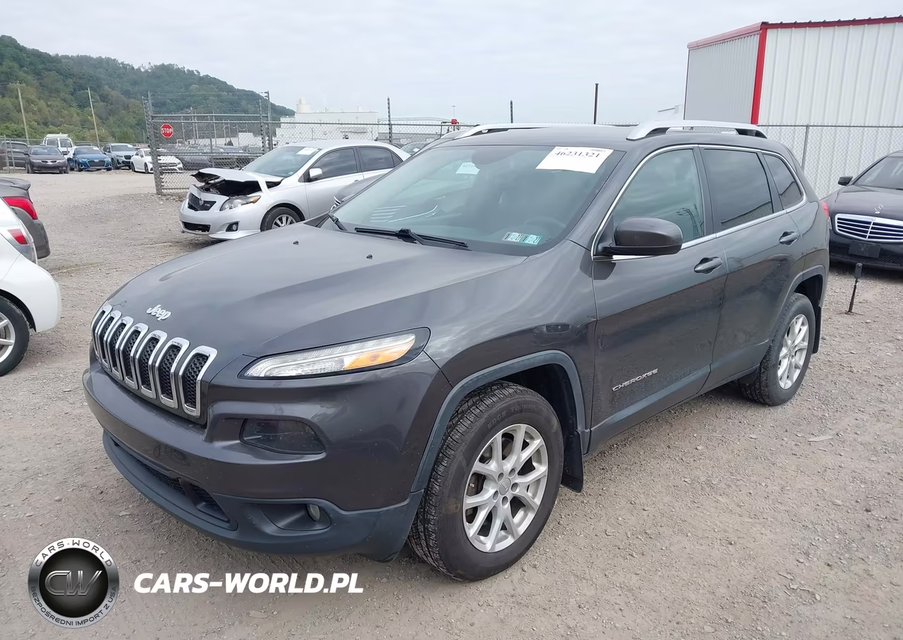2015 Jeep Cherokee Latitude VIN:1C4PJMCB8FW789813 - 2