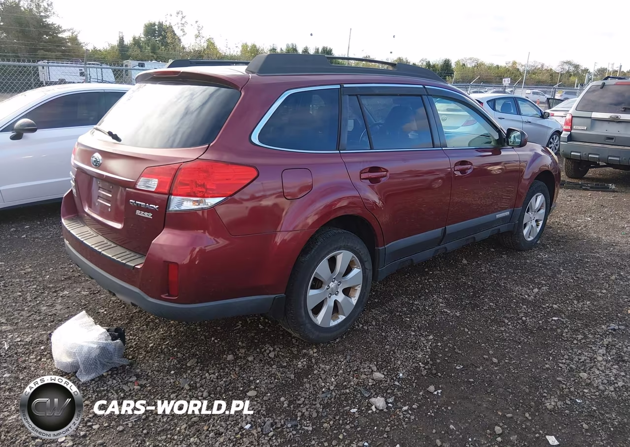 2011 Subaru Outback 2.5I Premium VIN:4S4BRBCCXB3427781 - 4