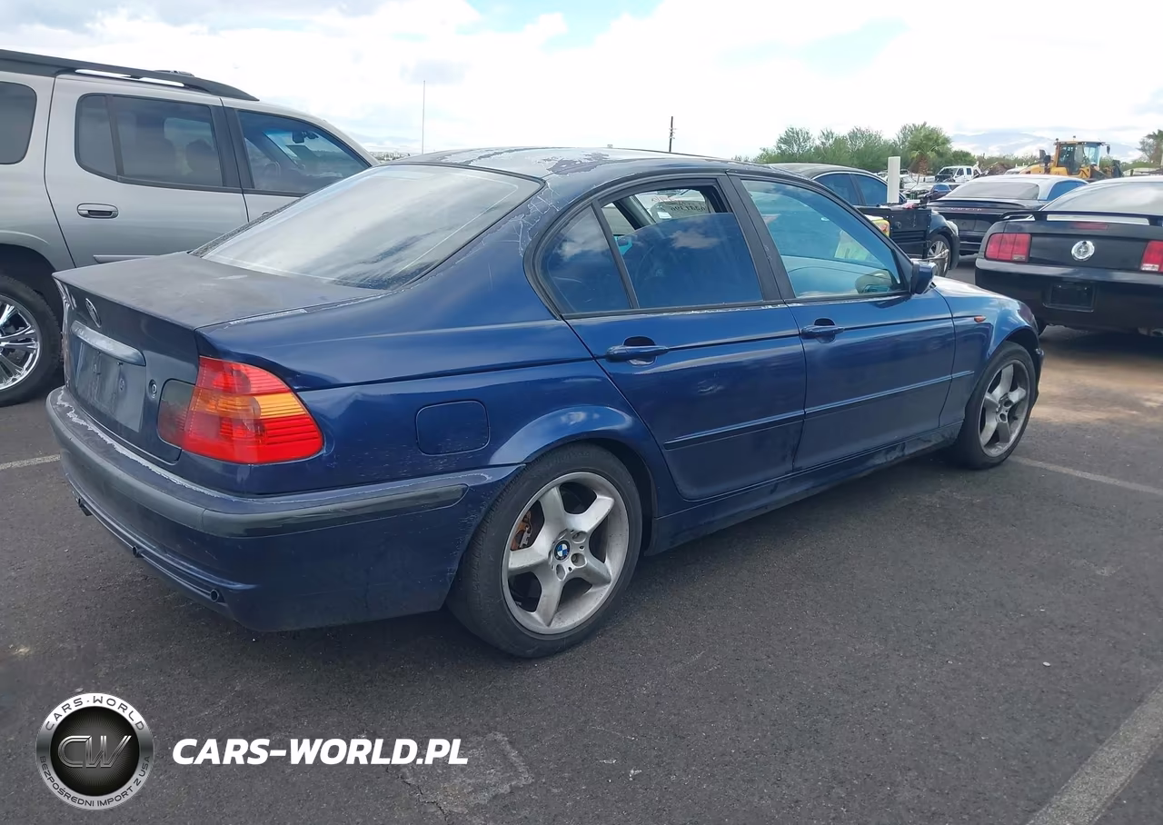 2002 BMW 330Xi VIN:WBAEW53452PG18070 - 4