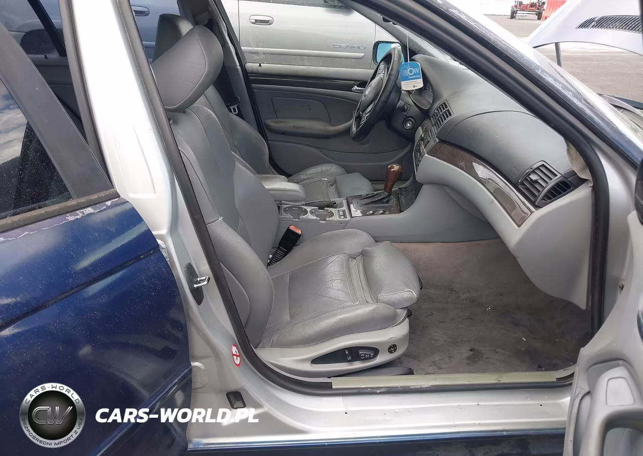 2002 BMW 330Xi VIN:WBAEW53452PG18070 - 5