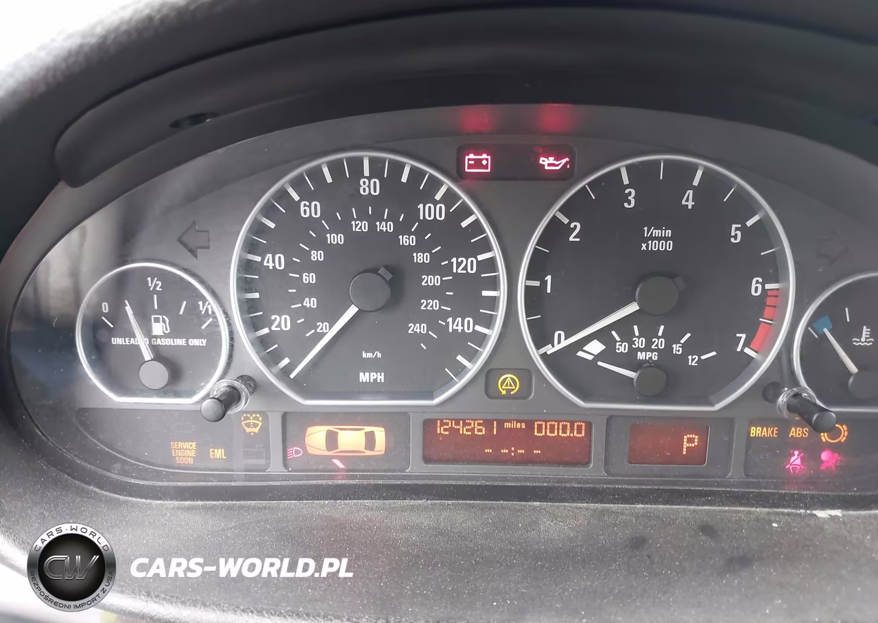 2002 BMW 330Xi VIN:WBAEW53452PG18070 - 7