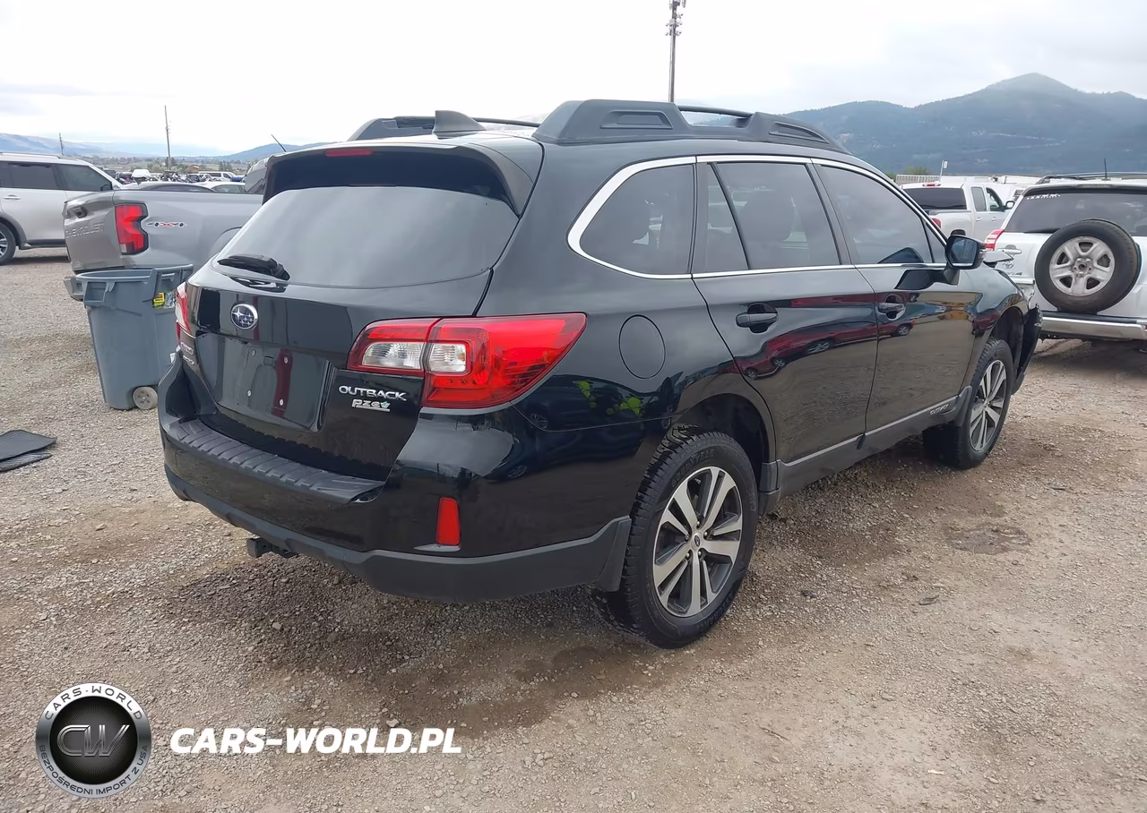 2017 Subaru Outback 2.5I Premium VIN:4S4BSAHC2H3226795 - 4
