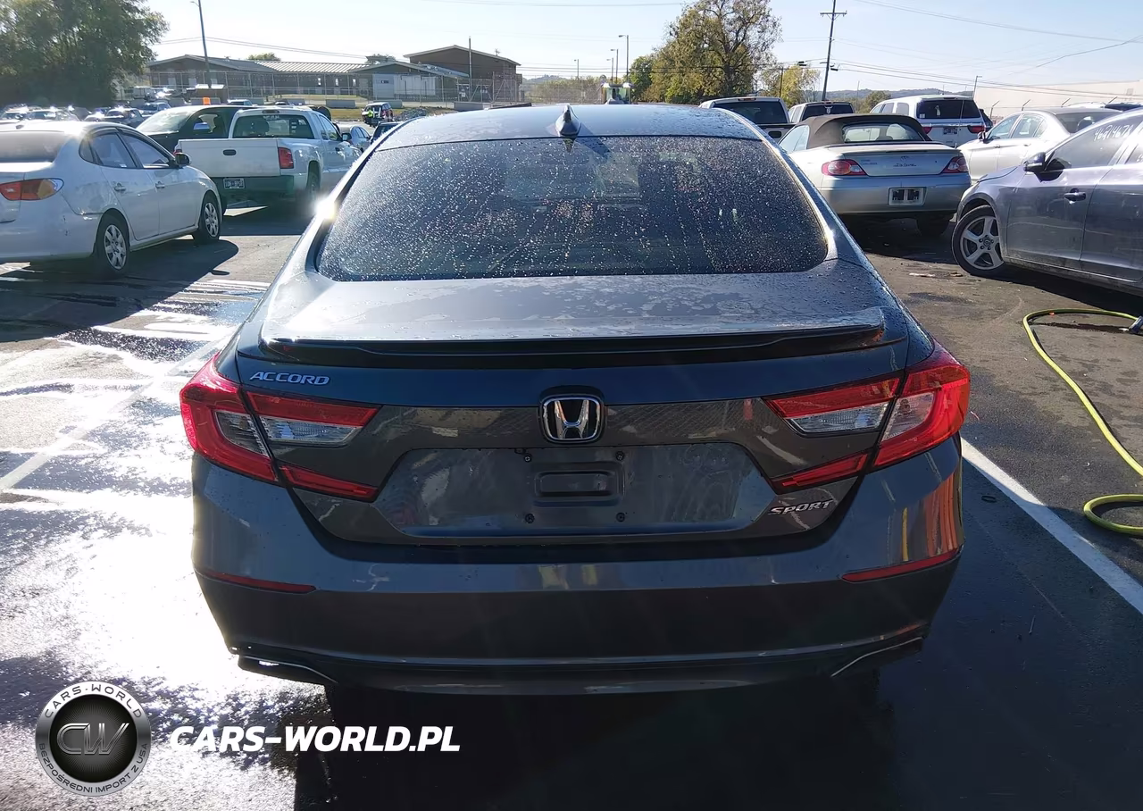 2018 Honda Accord Sport VIN:1HGCV1F38JA060806 - 16