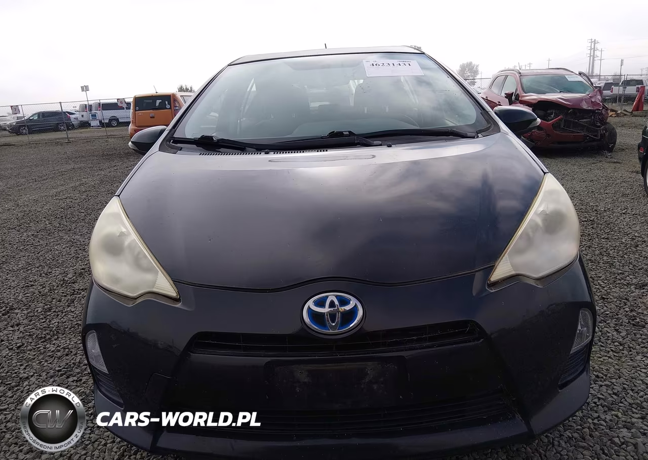 2012 Toyota Prius C Two VIN:JTDKDTB3XC1513664 - 6
