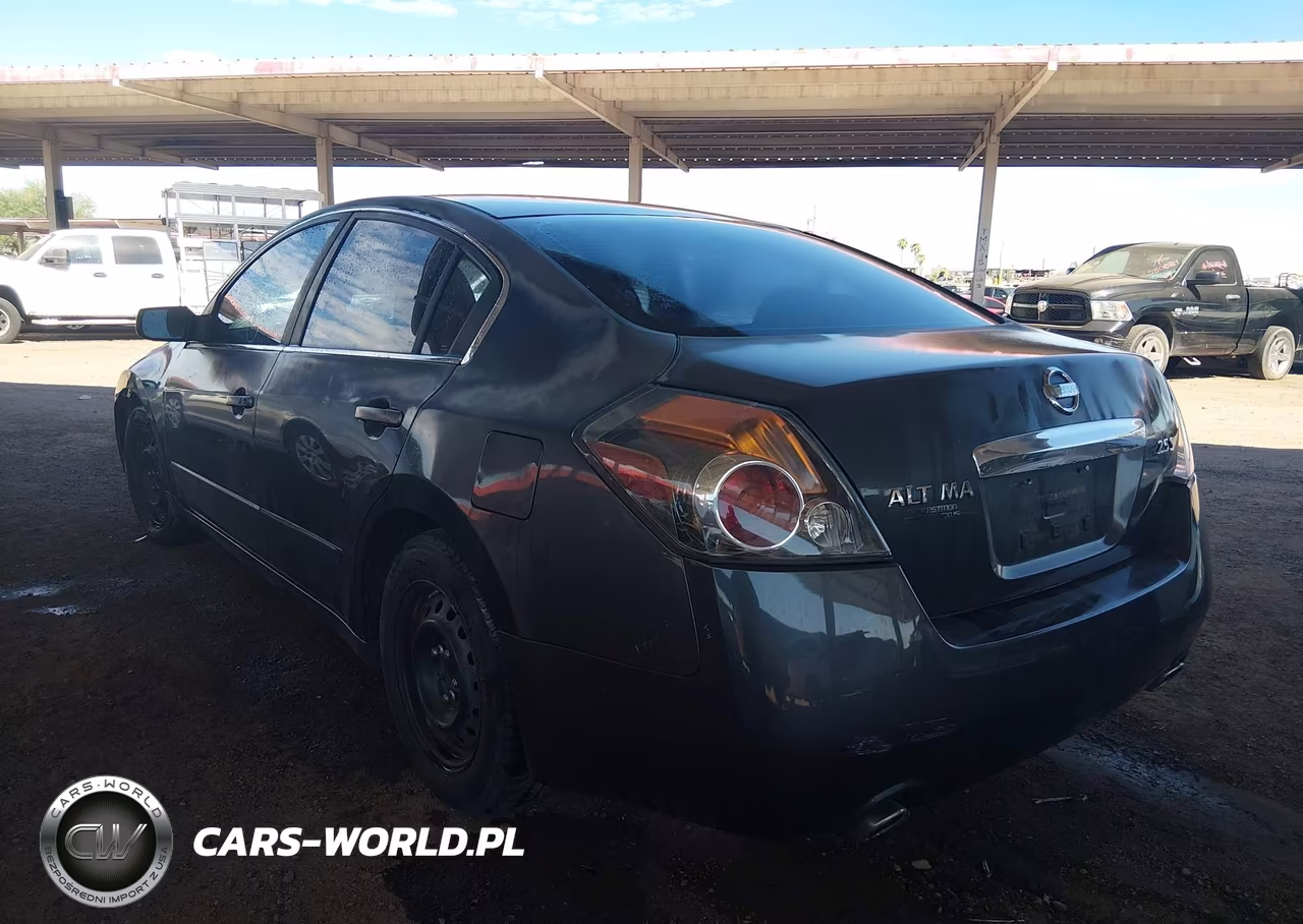 2011 Nissan Altima 2.5 S VIN:1N4AL2AP1BN456135 - 3
