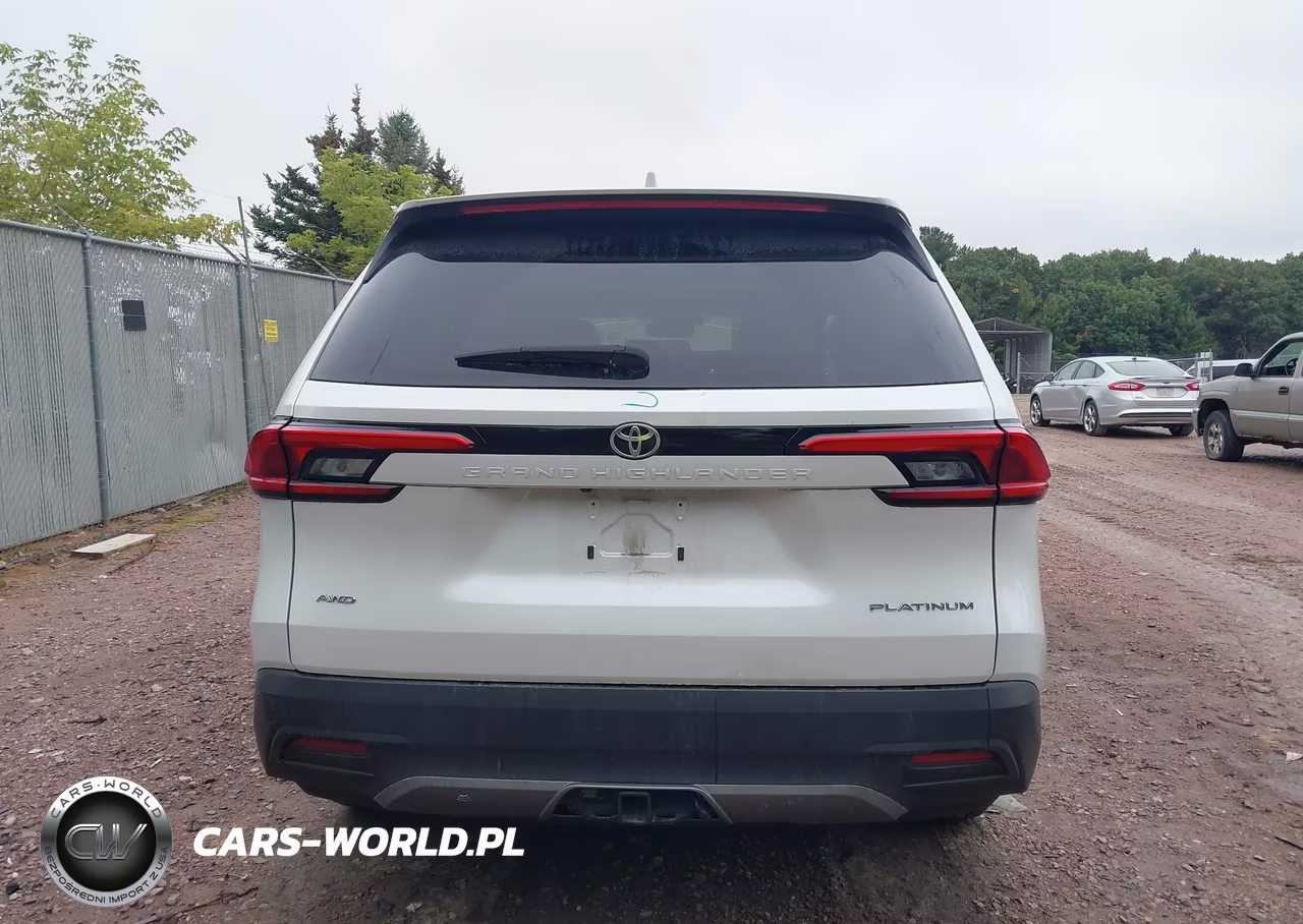 2024 Toyota Grand Highlander Platinum VIN:5TDAAAB59RS049742 - 16