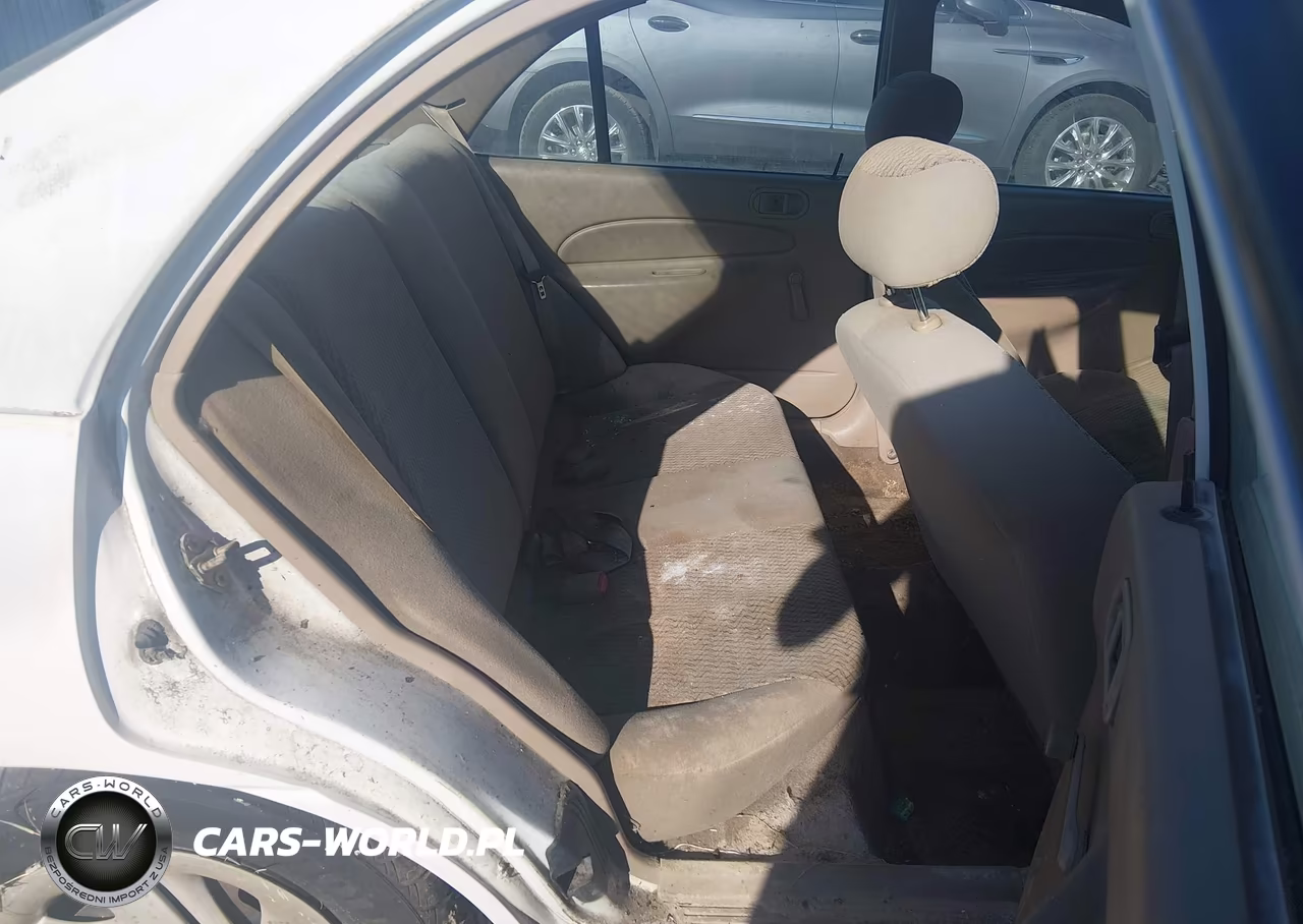 2001 Ford Escort VIN:3FAFP13P61R115181 - 8