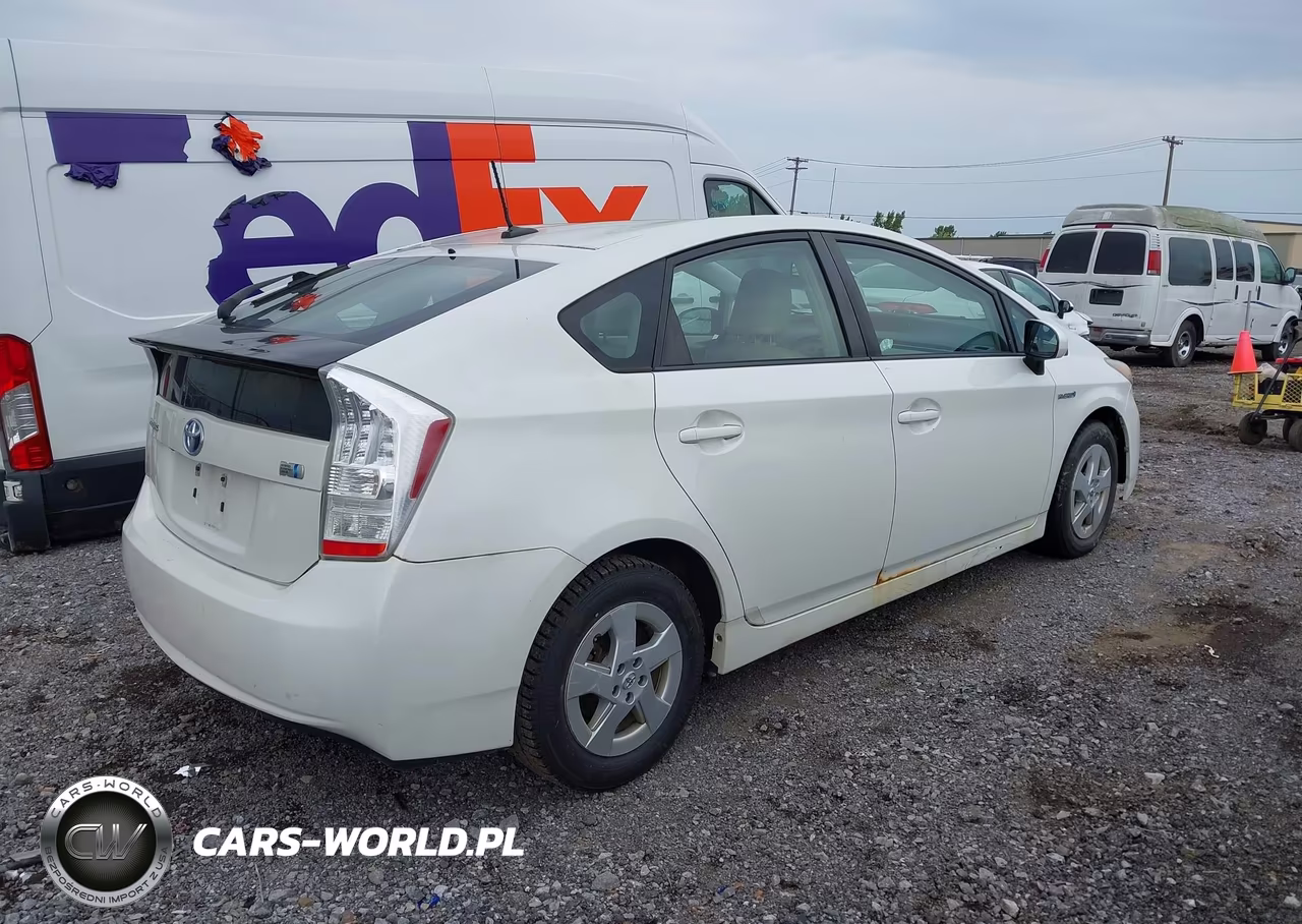 2010 Toyota Prius Iv VIN:JTDKN3DU7A0244366 - 4