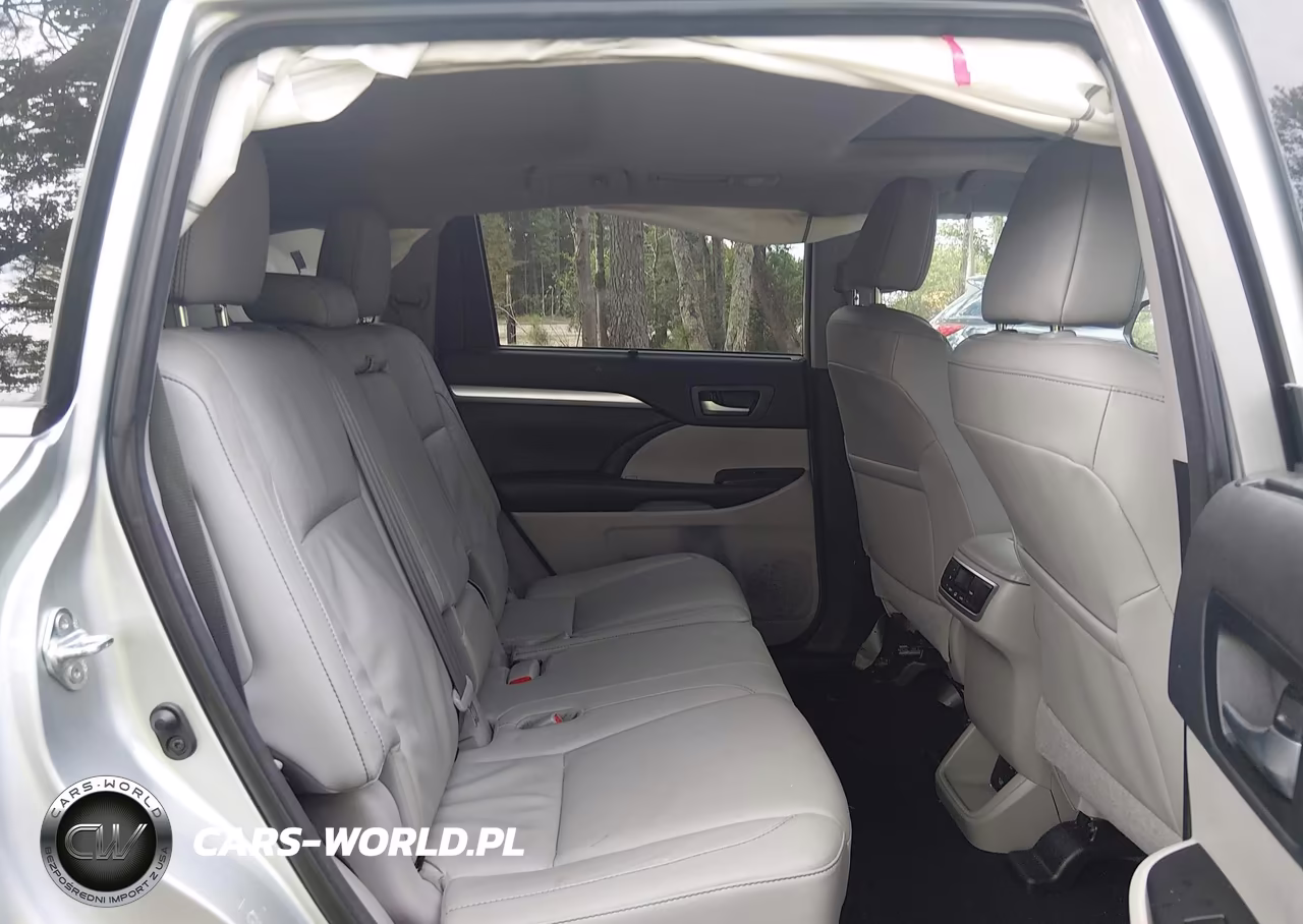 2018 Toyota Highlander Xle VIN:5TDJZRFH4JS532510 - 8