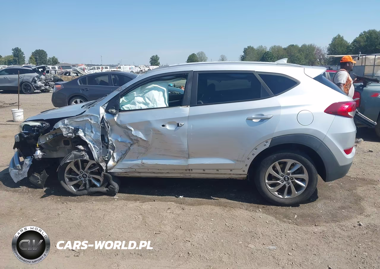 2018 Hyundai Tucson Sel VIN:KM8J3CA43JU697099 - 14