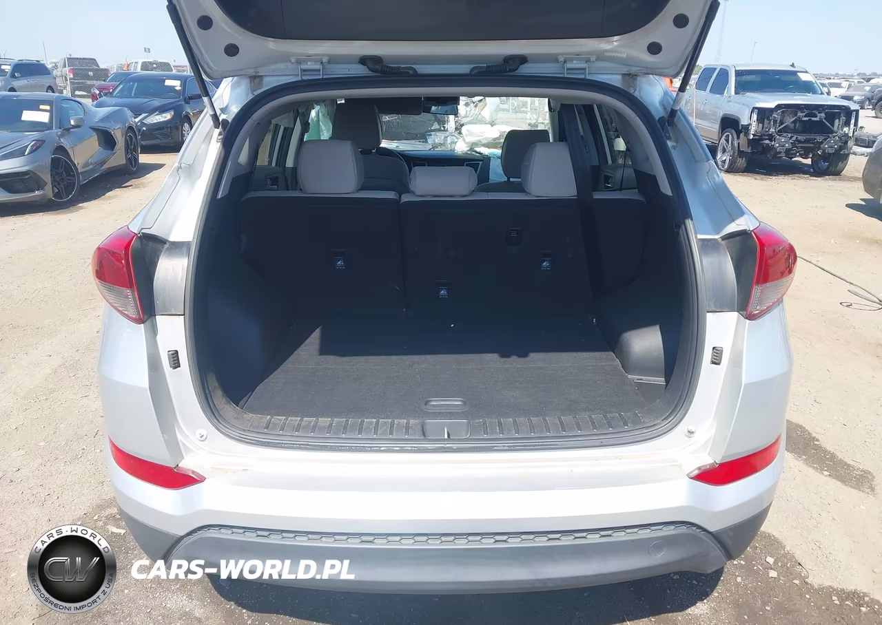 2018 Hyundai Tucson Sel VIN:KM8J3CA43JU697099 - 17