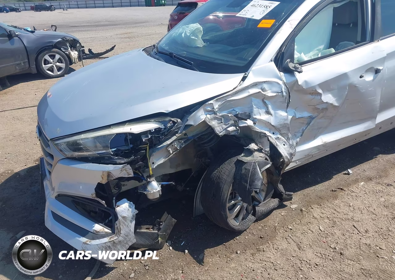 2018 Hyundai Tucson Sel VIN:KM8J3CA43JU697099 - 6