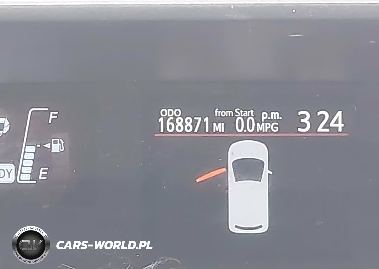 2015 Toyota Prius C Two VIN:JTDKDTB39F1094775 - 16