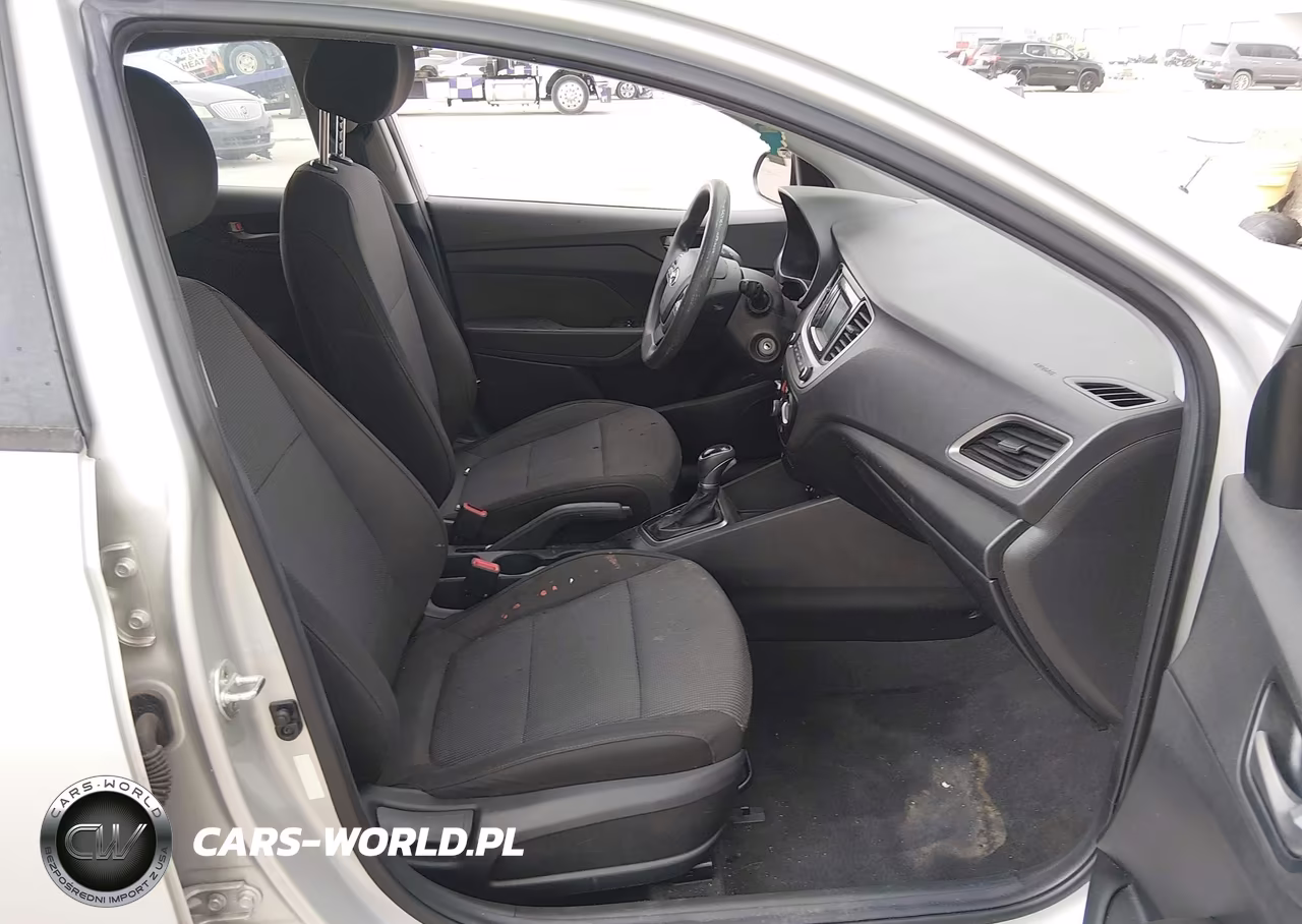 2019 Hyundai Accent Se VIN:3KPC24A37KE041081 - 5
