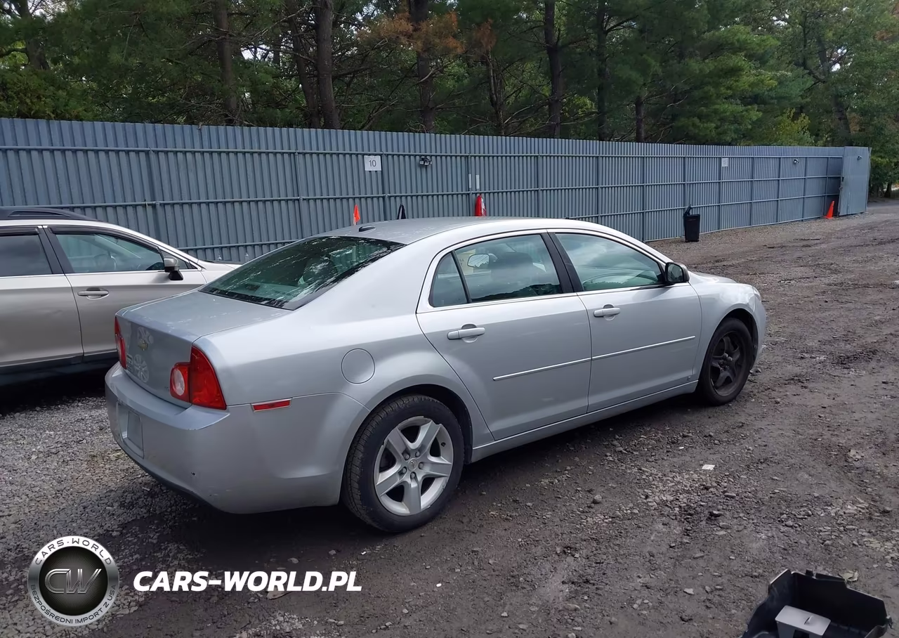 2009 Chevrolet Malibu Ls VIN:1G1ZG57B39F256370 - 4