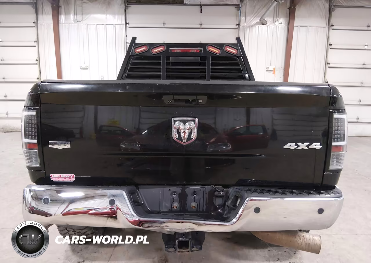 2013 Ram 2500 Laramie VIN:3C6UR5NL6DG607715 - 16