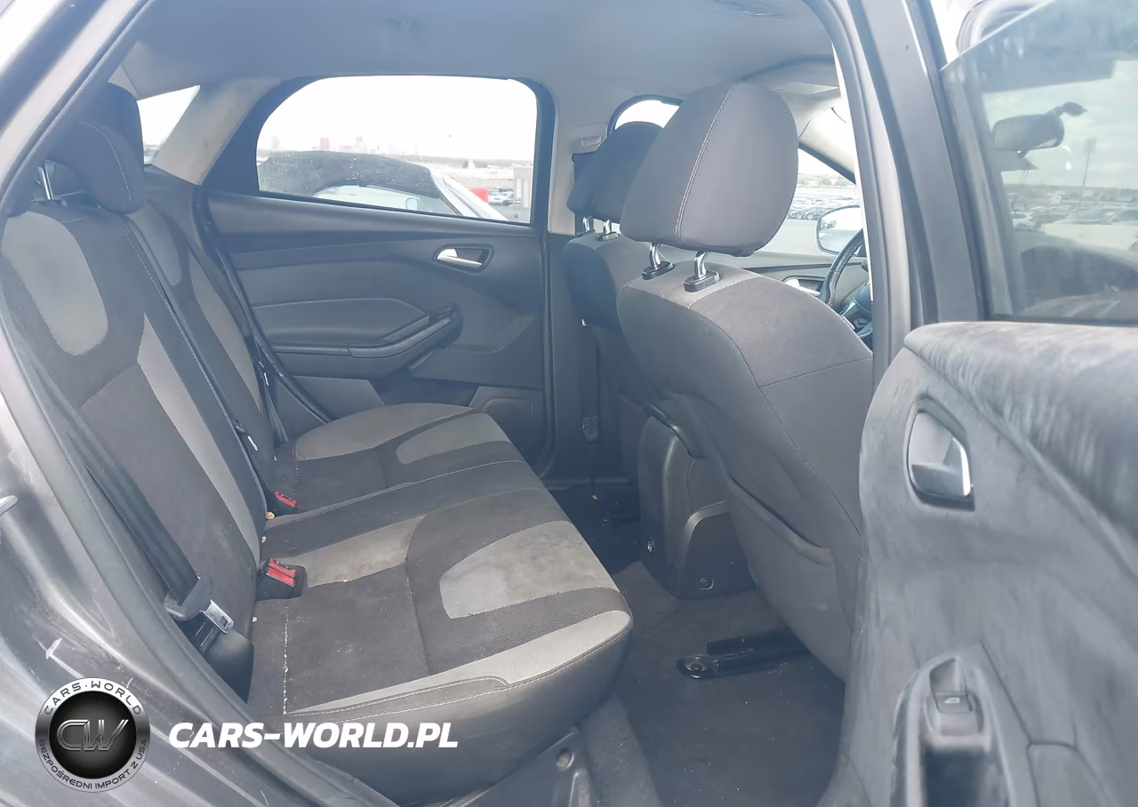 2014 Ford Focus Se VIN:1FADP3F28EL317124 - 8
