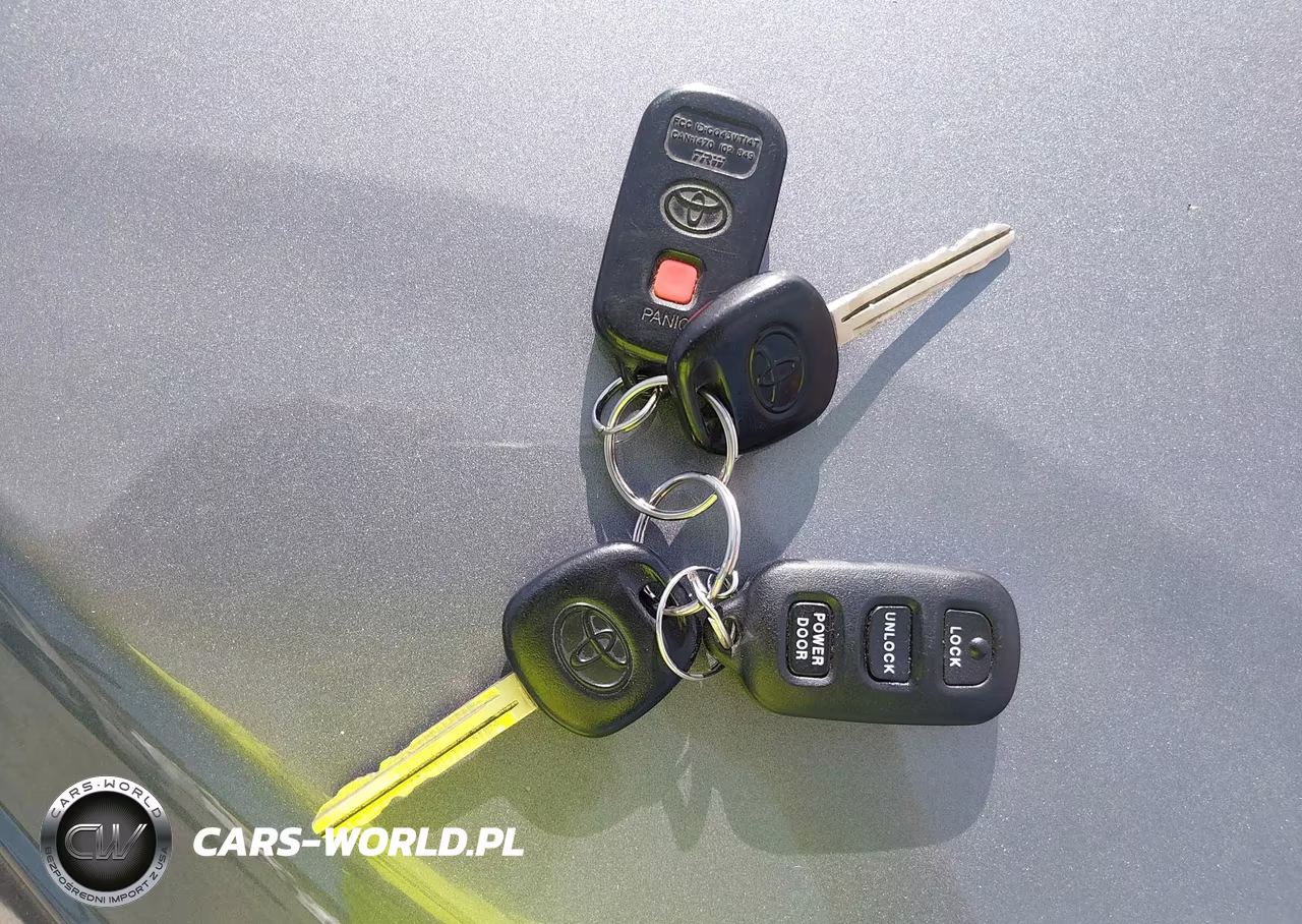 2000 Toyota Sienna Xle VIN:4T3ZF13C8YU195323 - 11