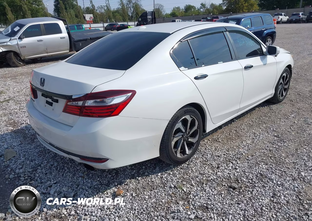 2017 Honda Accord Ex-L VIN:1HGCR2F82HA057027 - 4