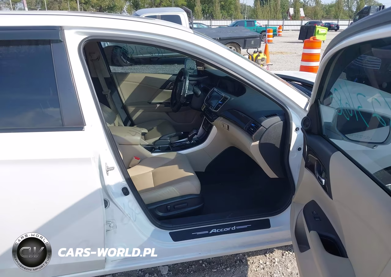 2017 Honda Accord Ex-L VIN:1HGCR2F82HA057027 - 5
