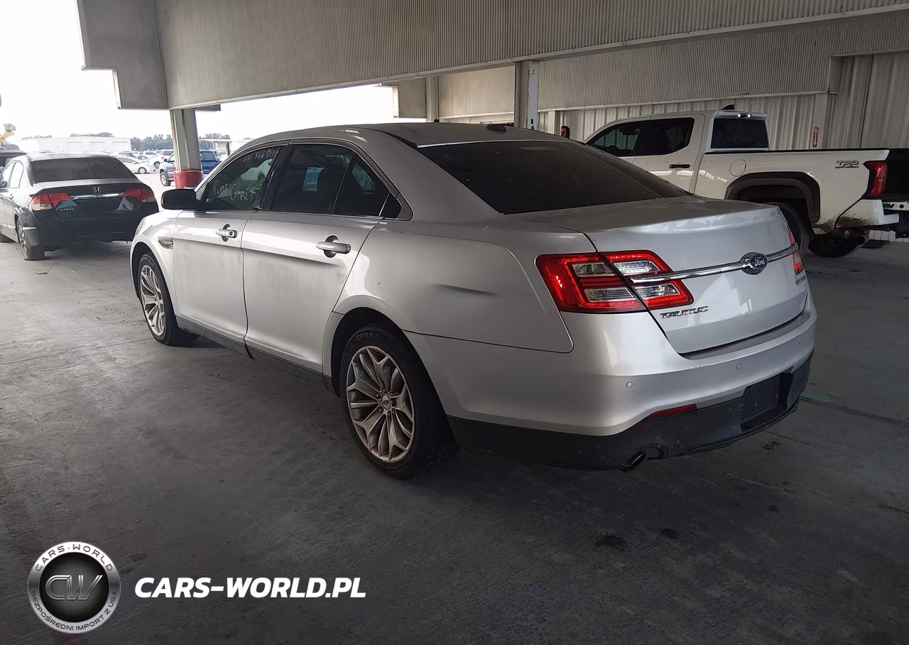 2018 Ford Taurus Limited VIN:1FAHP2F8XJG119213 - 3
