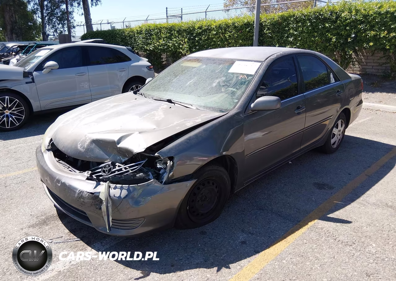 2005 Toyota Camry Le VIN:4T1BE32KX5U600997 - 2