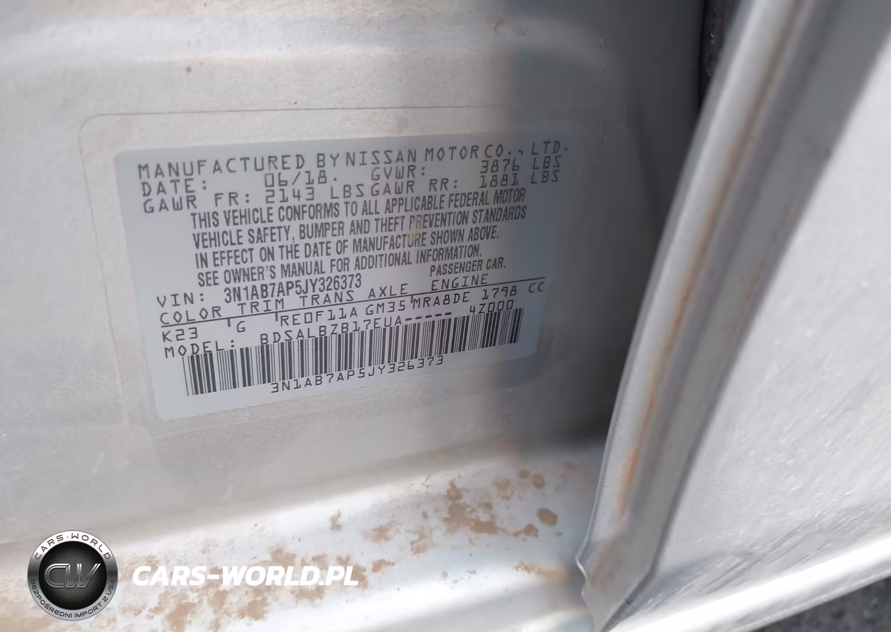 2018 Nissan Sentra S VIN:3N1AB7AP5JY326373 - 9