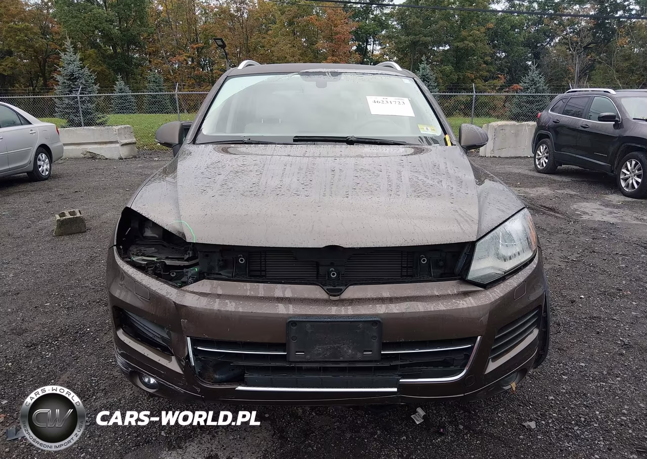 2014 Volkswagen Touareg 3.6L Sport VIN:WVGEF9BP5ED009730 - 13
