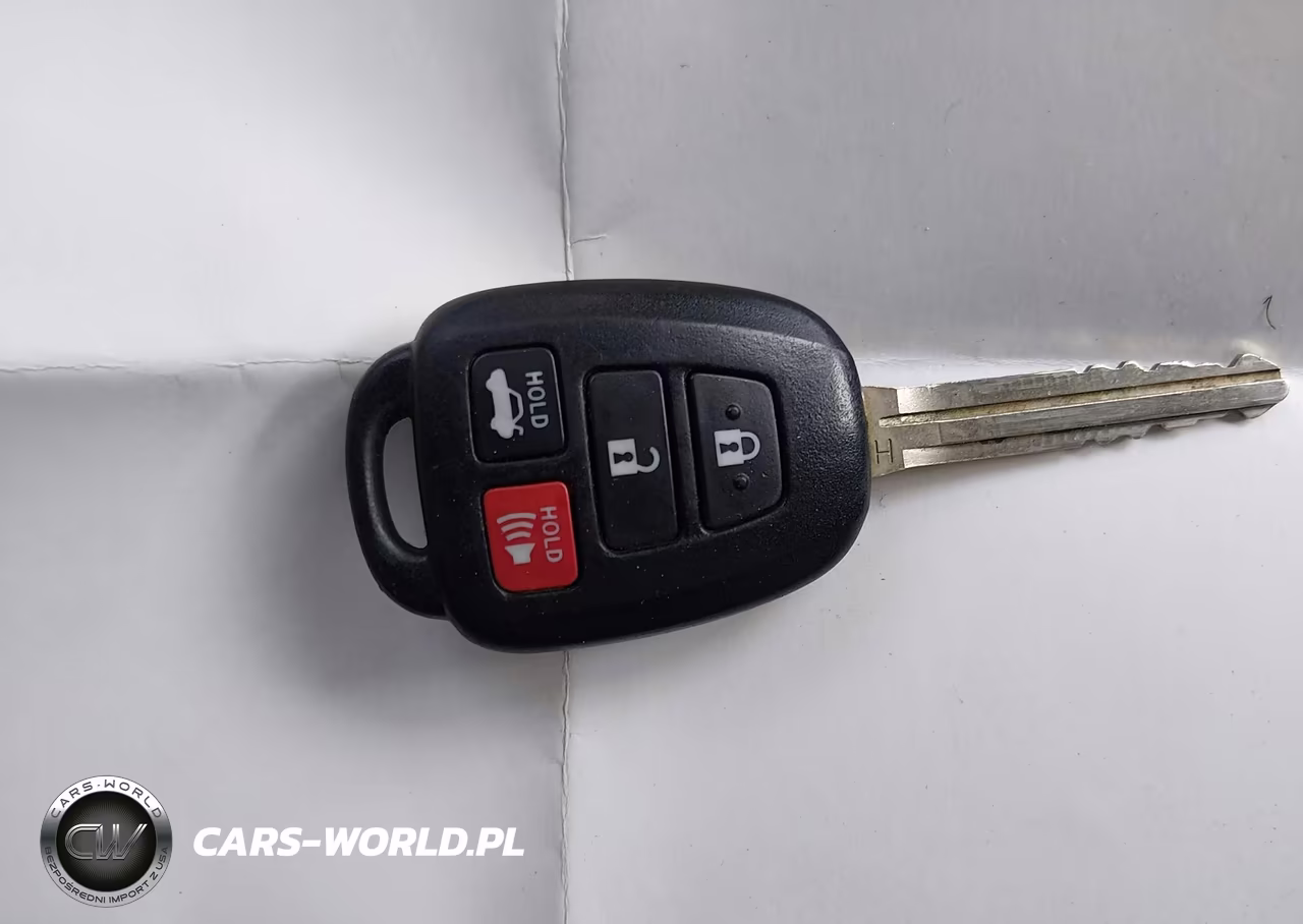2016 Toyota Corolla Le Plus VIN:5YFBURHE9GP403525 - 11