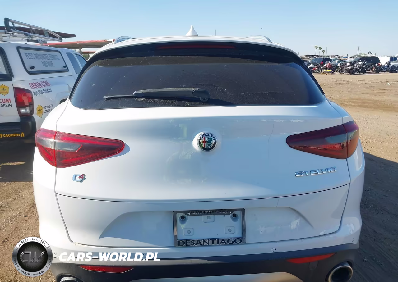 2018 Alfa Romeo Stelvio Ti VIN:ZASFAKBN2J7B75944 - 16