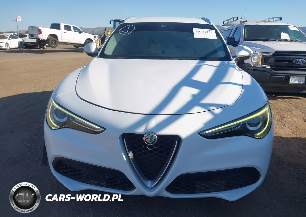 2018 Alfa Romeo Stelvio Ti VIN:ZASFAKBN2J7B75944 - 6