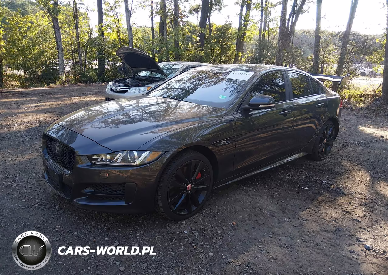 2017 Jaguar Xe 35T R-Sport VIN:SAJAL4BV5HA951488 - 2