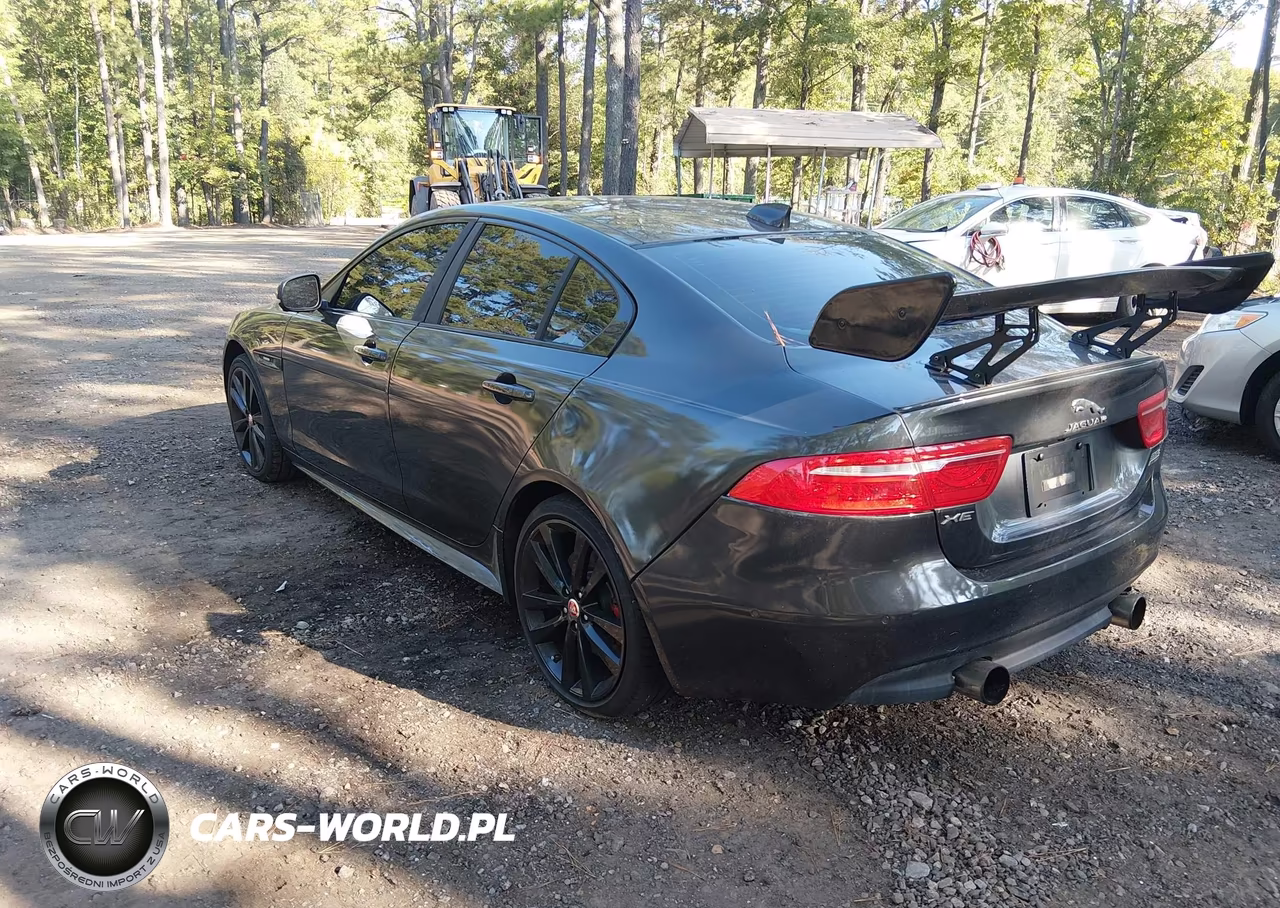 2017 Jaguar Xe 35T R-Sport VIN:SAJAL4BV5HA951488 - 3