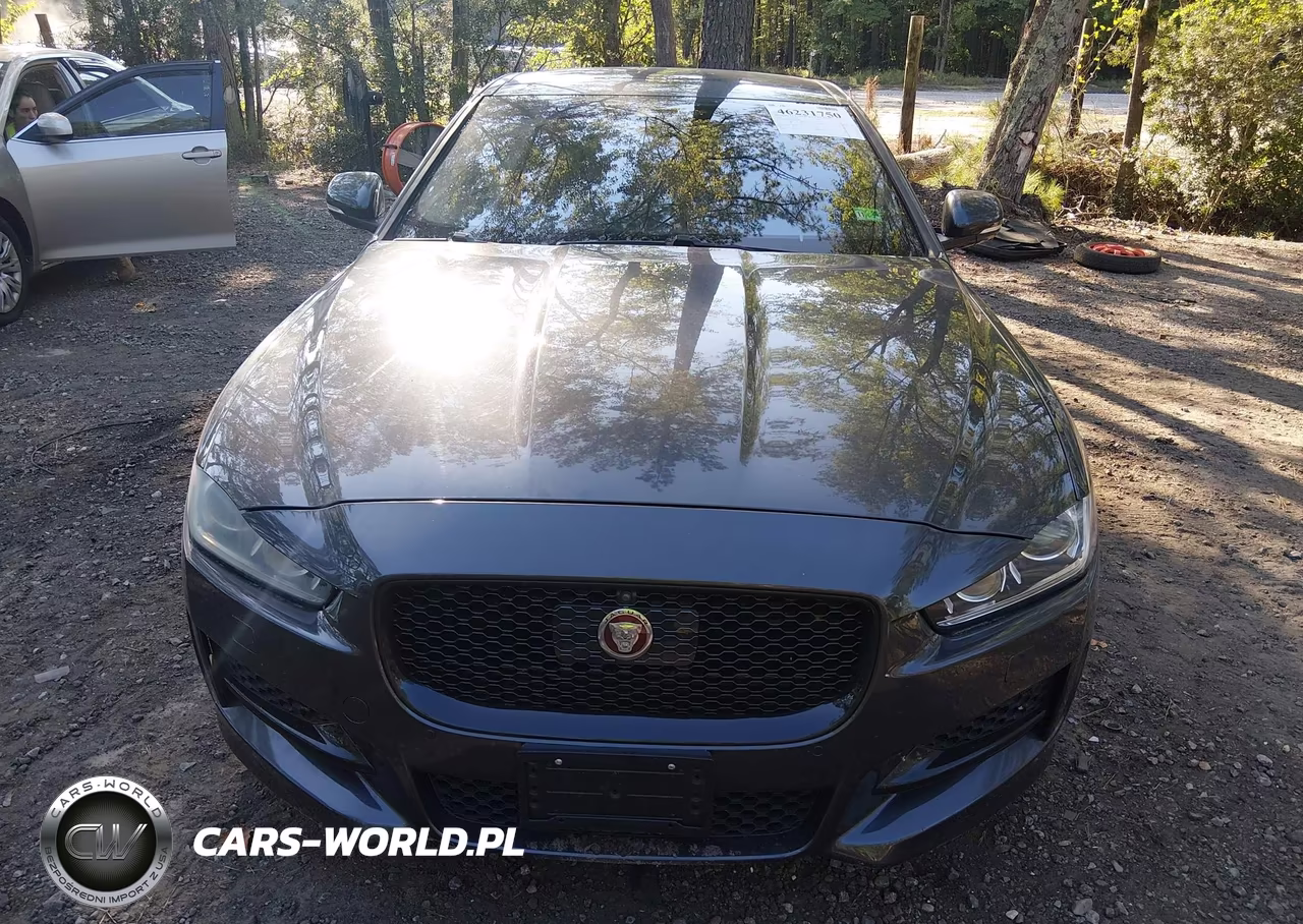 2017 Jaguar Xe 35T R-Sport VIN:SAJAL4BV5HA951488 - 6