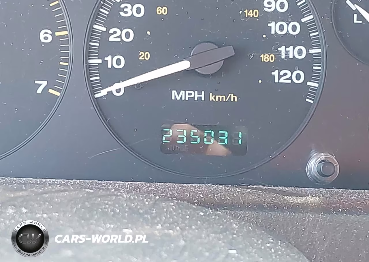 2004 Jeep Grand Cherokee Laredo VIN:1J4GW48S74C351867 - 16