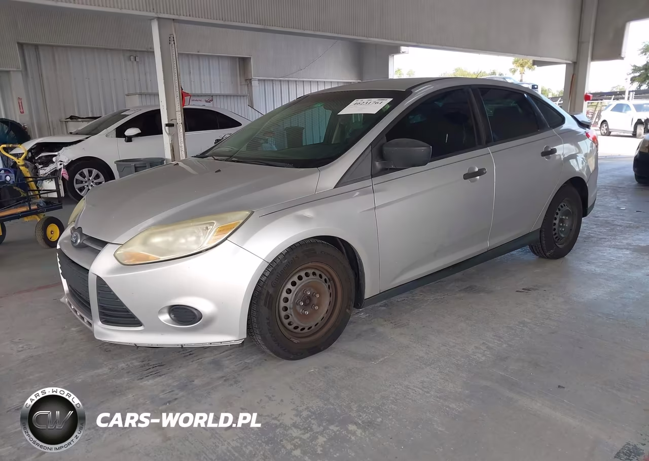 2012 Ford Focus S VIN:1FAHP3E29CL277054 - 2