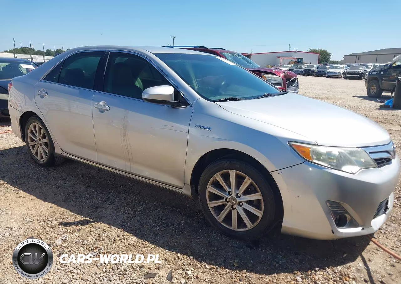 2012 Toyota Camry Hybrid Xle – zdjęcie 1 z 16