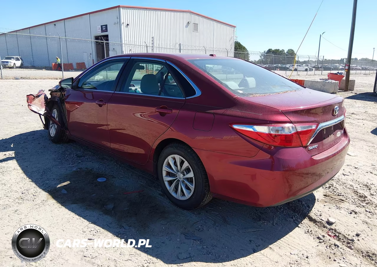 2017 Toyota Camry Le VIN:4T1BF1FK6HU762870 - 3